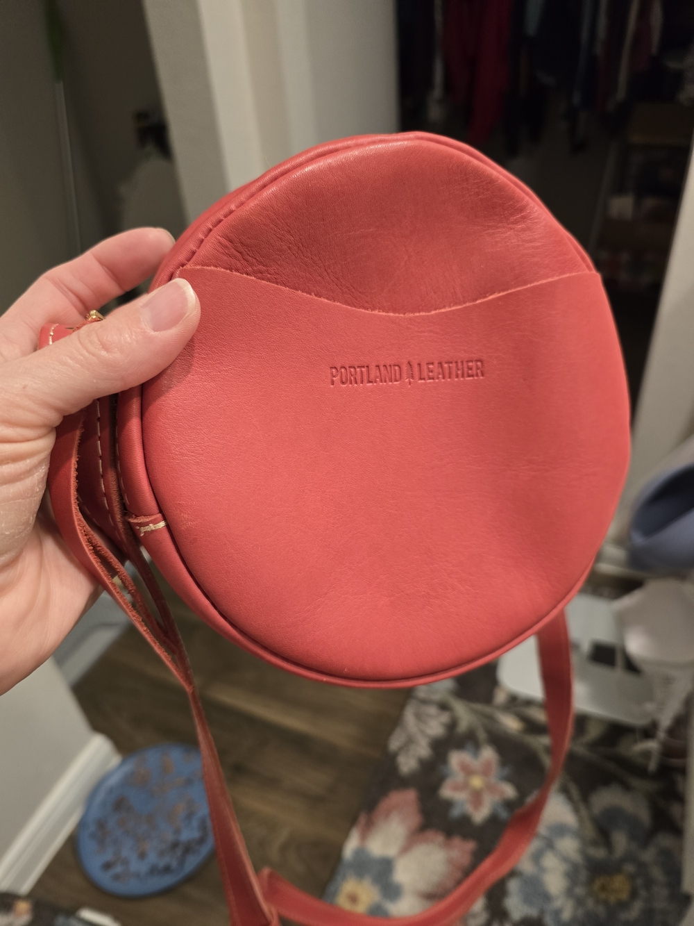 Portland Leather Small Tulip Circle